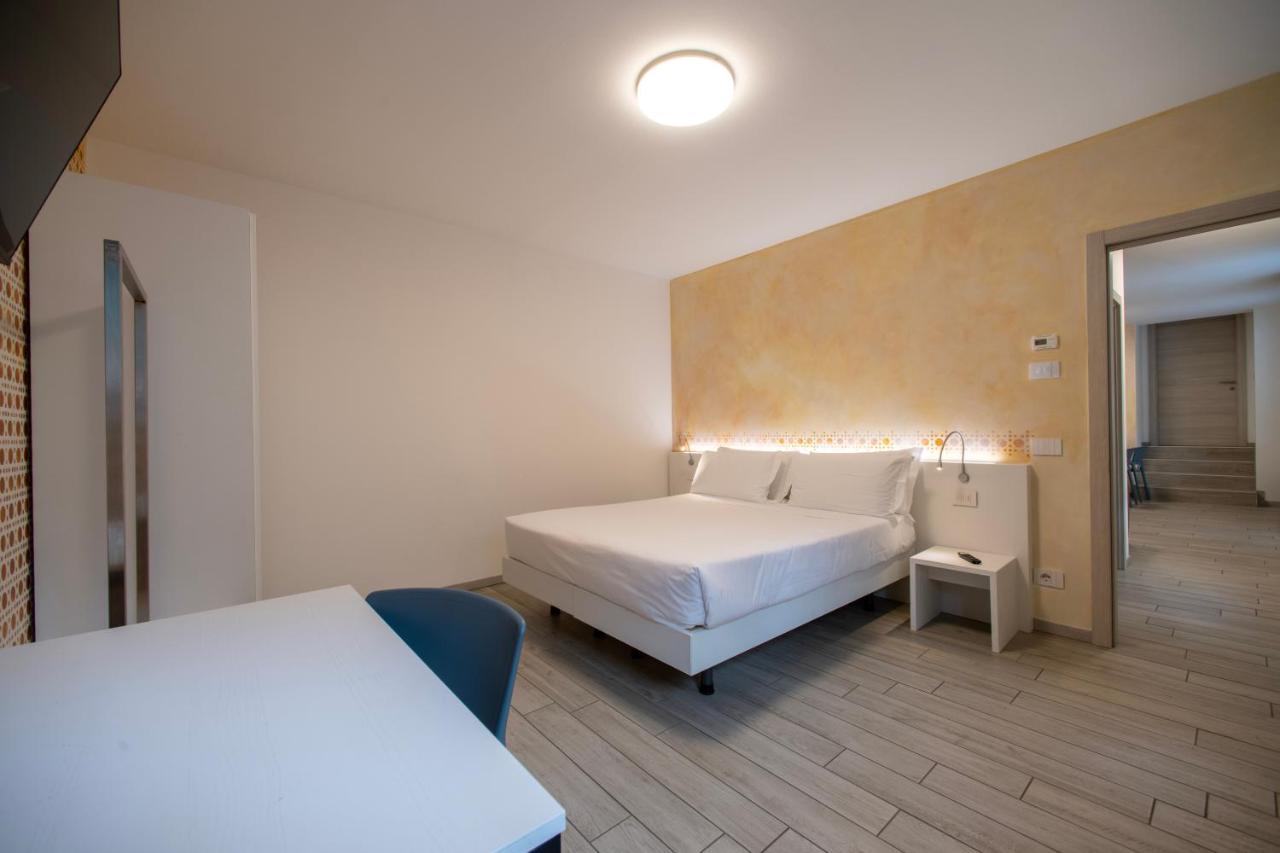 Cityu - Grazioli 27 Trento Centro Con Parcheggio Privato Gratuito المظهر الخارجي الصورة